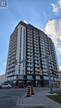 1801 - 33 ERIE AVENUE