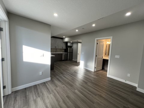 243 Creekstone Row South West