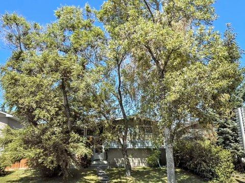 4115 Brisebois Drive Northwest