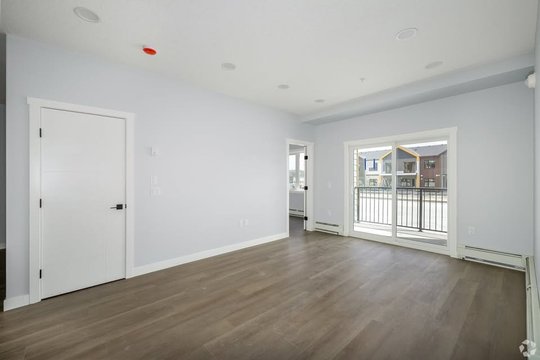 348 Greystone Boulevard