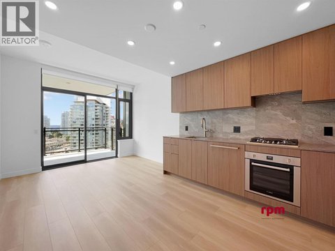 21xx 626 CLAREMONT STREET