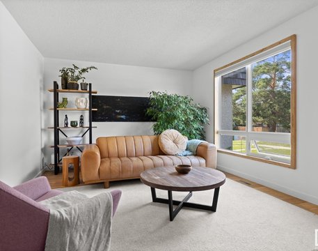 167 Mayfair Mews