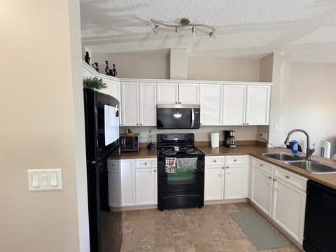 226 Macewan Road