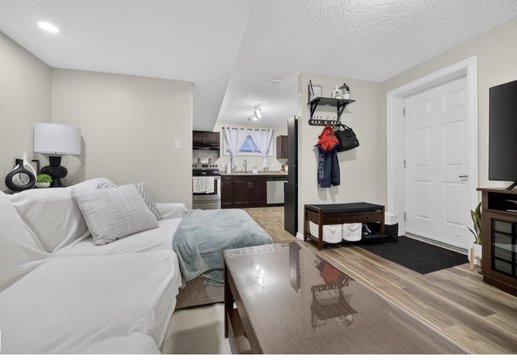 4216 Alexander Bay Southwest