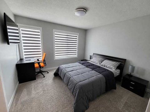 Keene Crescent SW