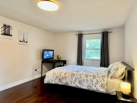 3253 Sir Johns Homestead