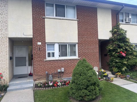 523 Rathburn Road