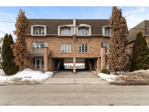 325 Rue Champlain|#B