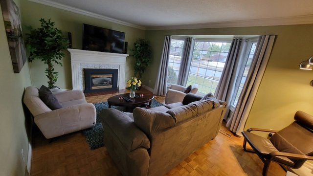 813 Eastvale Drive