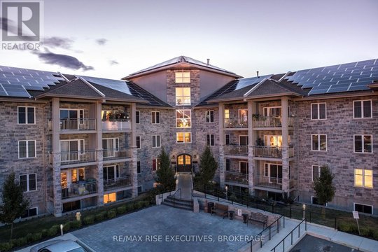 314 - 810 BLACKBURN MEWS