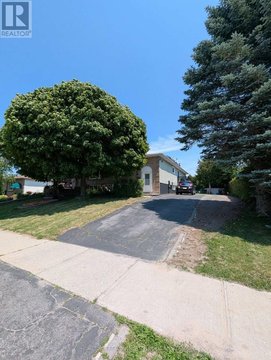 1 - 580 GAVIN COURT