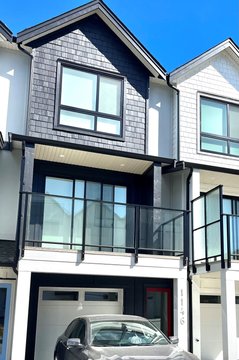 1146 Pullman Close