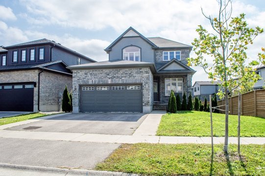 1154 Medway Park Drive