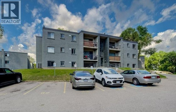 90 KING EDWARD Avenue Unit# 10