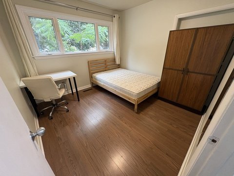 407 Fox Avenue