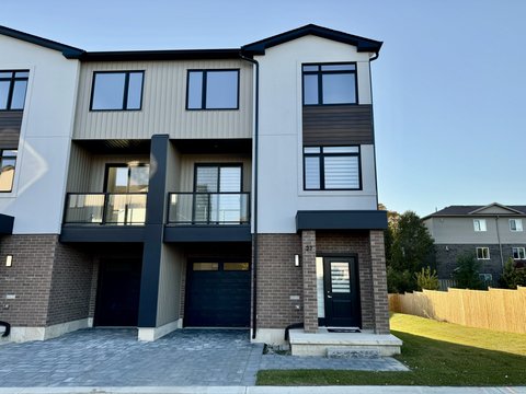 349 Southdale Road East
