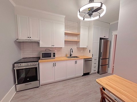 27 Desjardins Avenue