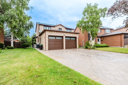 6637 Eastridge Road