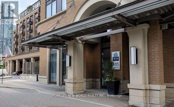 2212 - 385 PRINCE OF WALES DRIVE