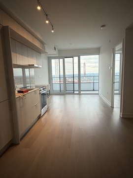 448 Burnhamthorpe Road West