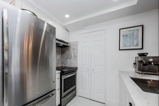 285 Enfield Place