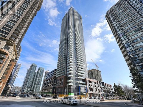 1602 - 430 SQUARE ONE DRIVE