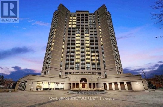 TH 105 - 220 FORUM DRIVE