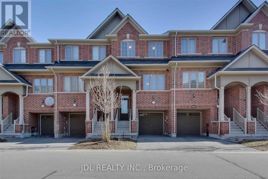 1374 GRANROCK CRESCENT