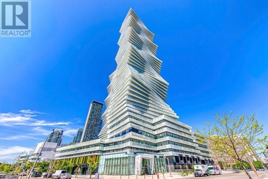 3102 - 3883 QUARTZ ROAD
