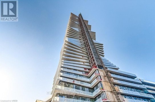 214 - 3883 QUARTZ ROAD