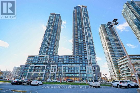 1603 - 510 CURRAN PLACE