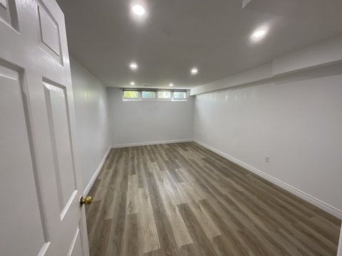 3653 Holden Crescent