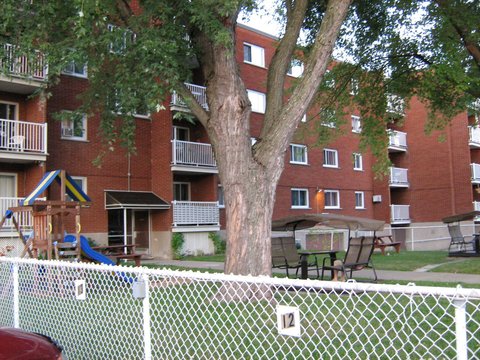 12350 Rue Lapierre