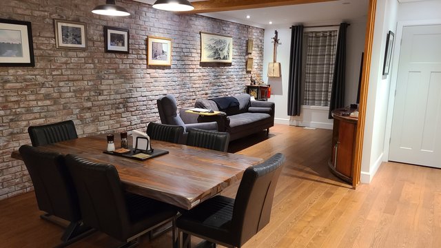 6803 Rue de la Roche