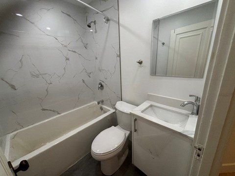 5258 Rue Sherbrooke Ouest