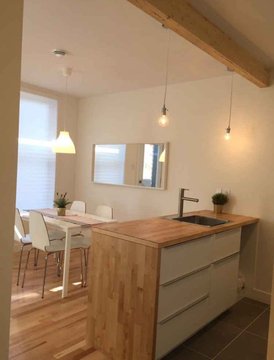 2832 Rue Centre