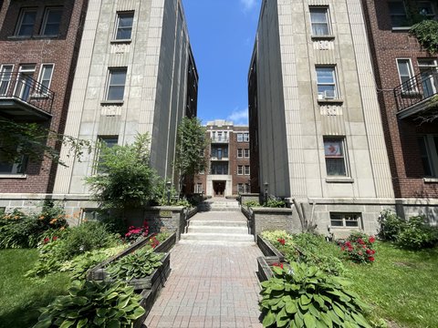 5235 Chemin de la Côte Saint Luc