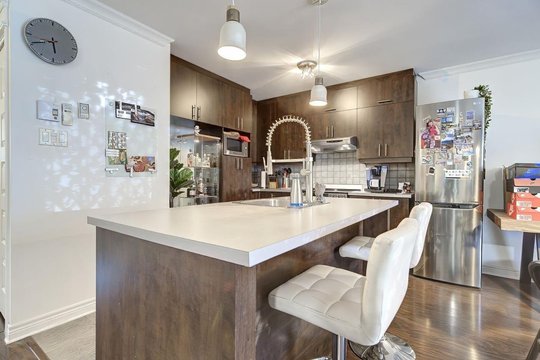 9104 Rue Notre-Dame Est