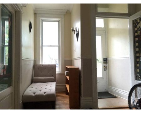 Louer.ca ) 1447 Boulevard PieIX, Montréal QC à Louer