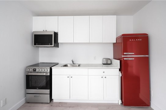 1711 Rue Saint-Denis