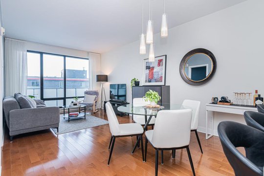 4239 Rue Jean-Talon Ouest