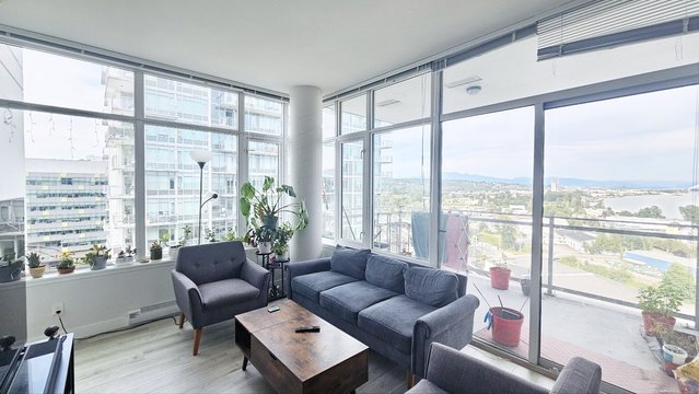 200 Nelson's Crescent