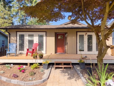 3631 Mountain Highway