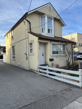 2 Maple Bush Avenue