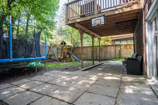 399 Lawrence Avenue West