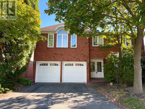 1369 MAPLERIDGE CRESCENT