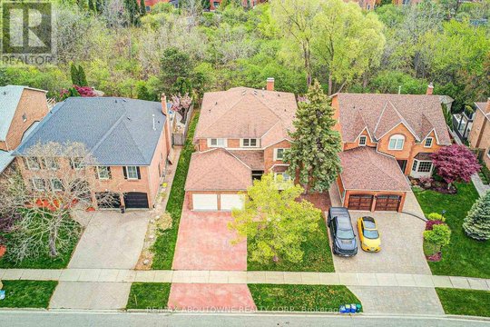 1126 BERKSHIRE COURT