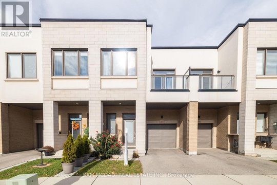 207 FOWLEY DRIVE
