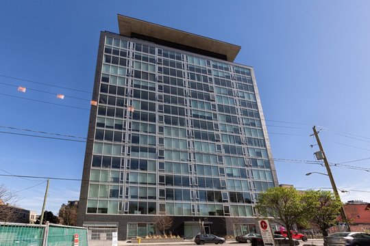 300 Lisgar Street
