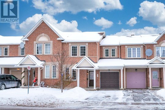 37 BARNSTONE DRIVE